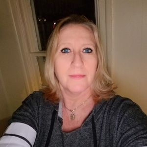 Meet your Posher, Cheryll